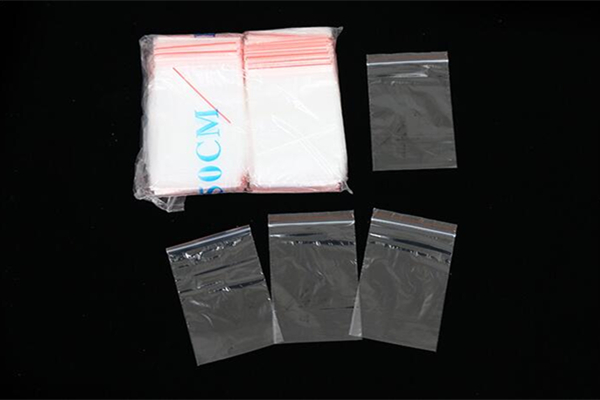 透明復合材質(zhì)自封袋的多層結(jié)構(gòu)與性能優(yōu)點